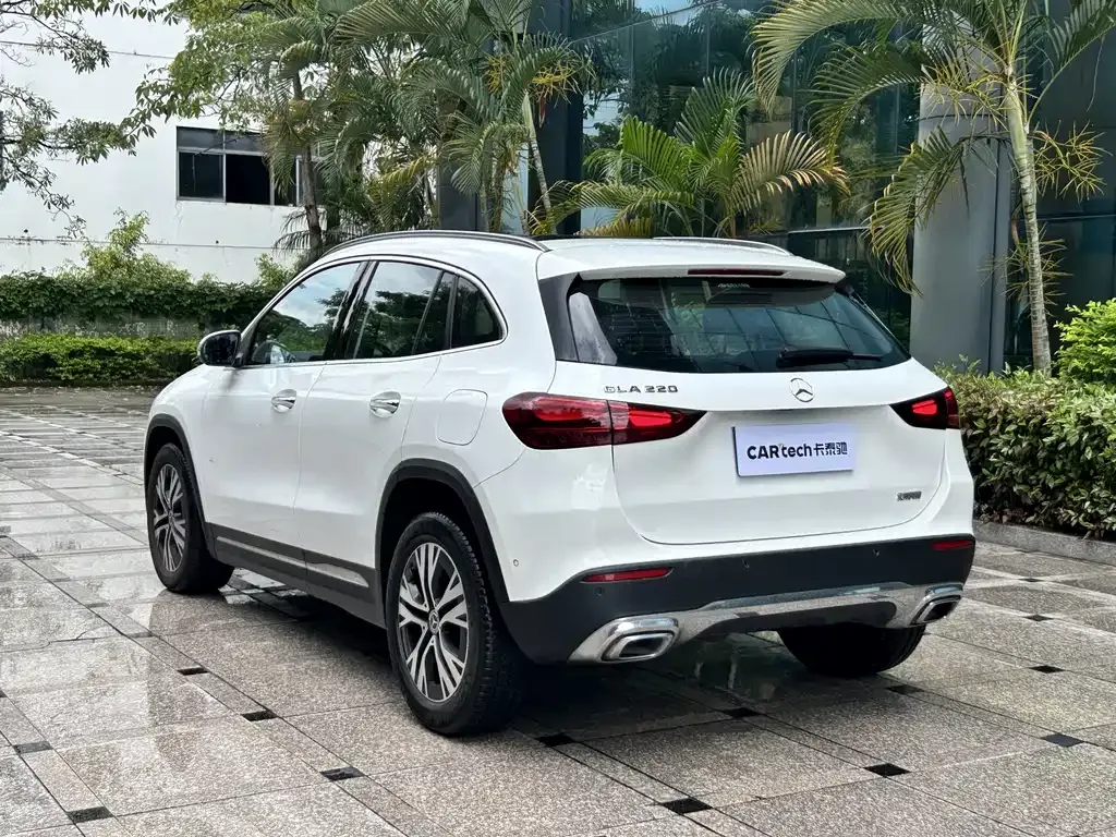 Mercedes-Benz GLA — фото 9