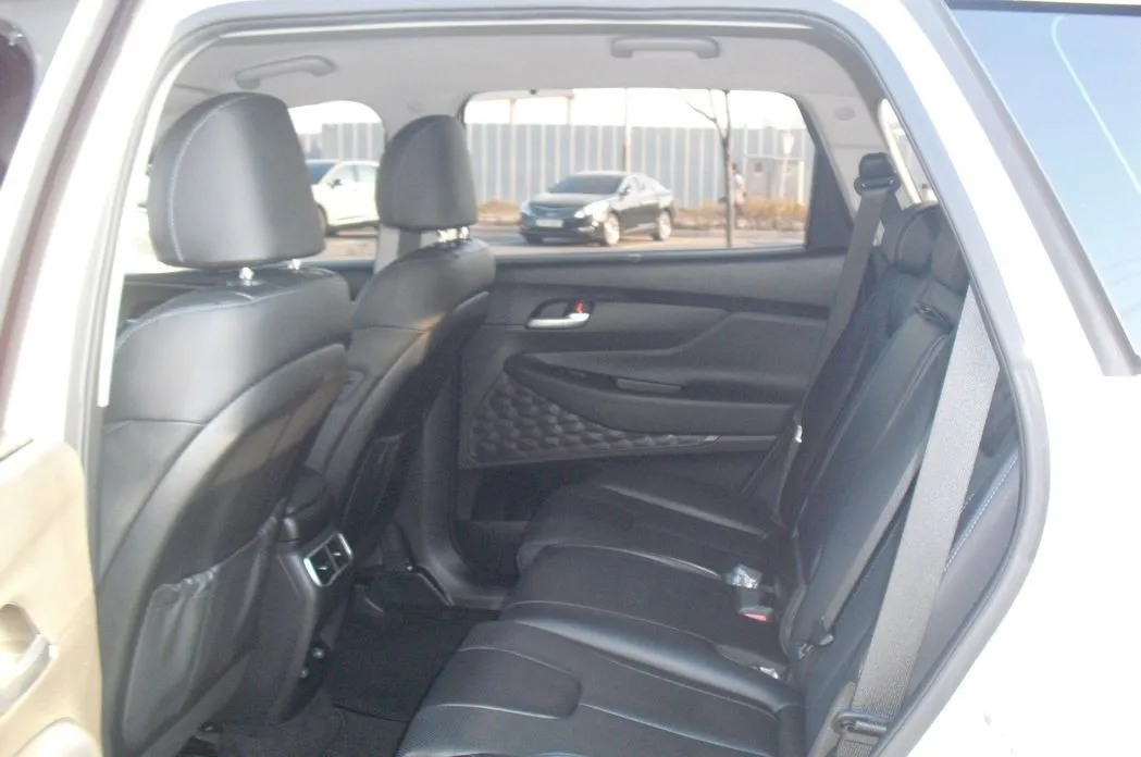 Hyundai Santafe — фото 2
