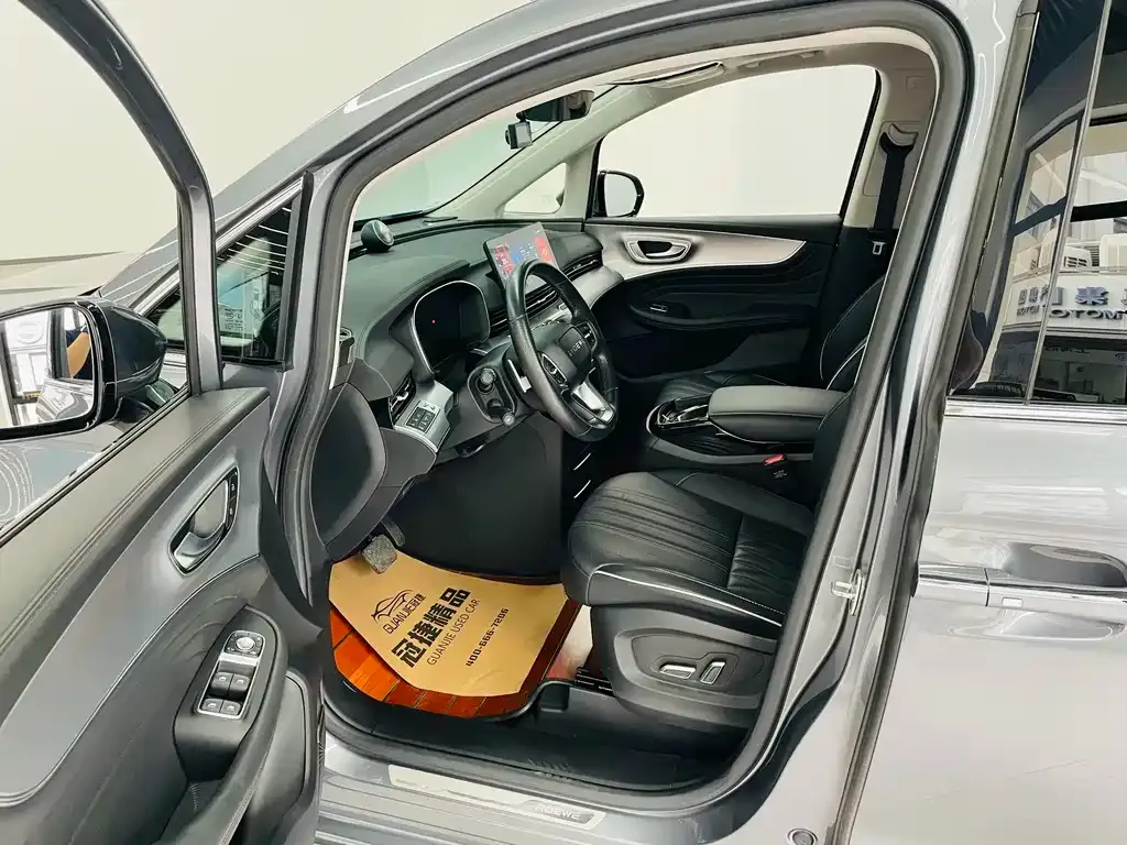 Roewe iMAX8 — фото 7