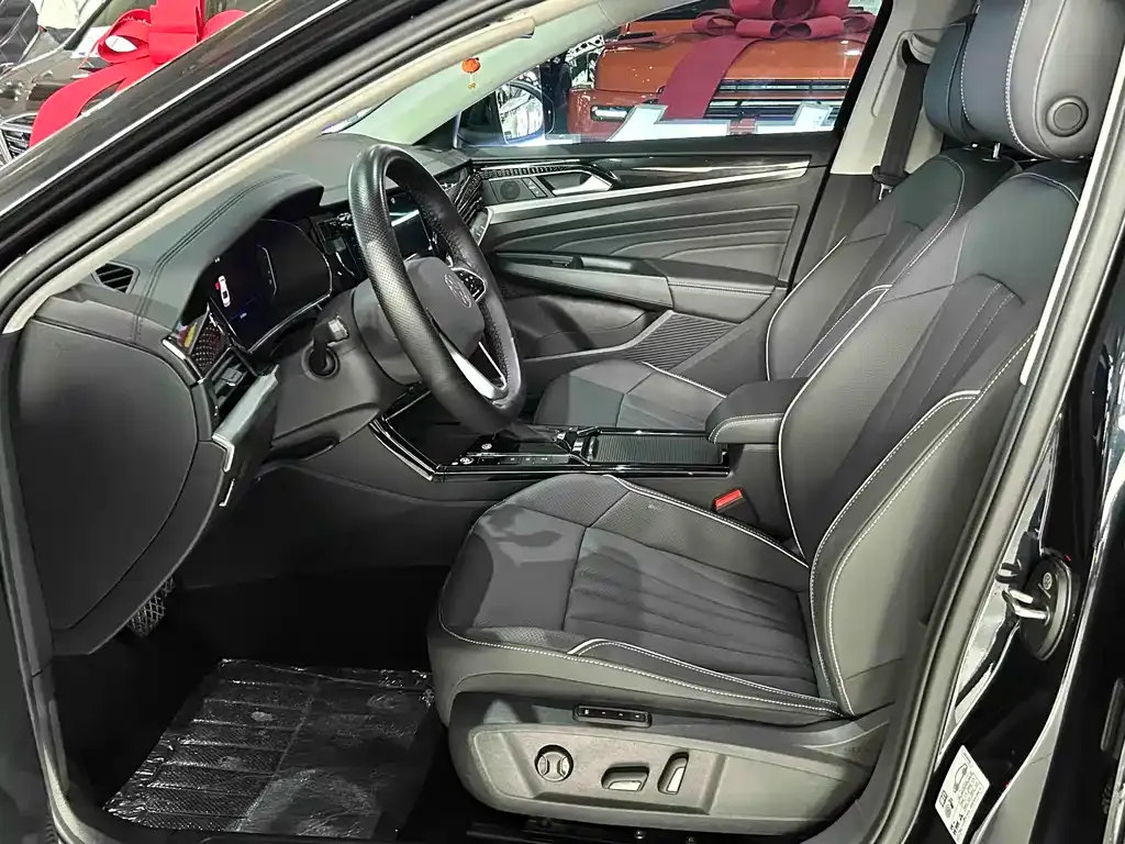 Volkswagen Passat — фото 8