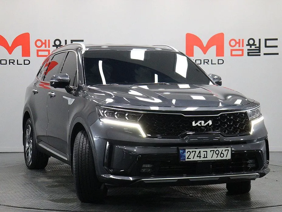 Kia Sorento — фото 5