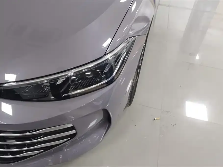 Volkswagen Passat — фото 8