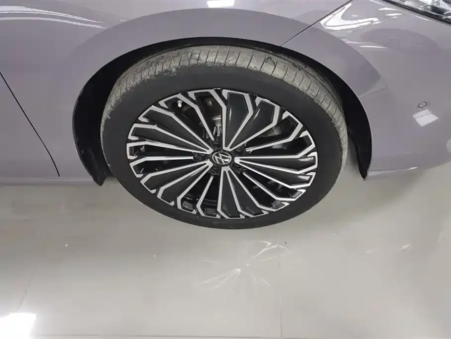 Volkswagen Passat — фото 3