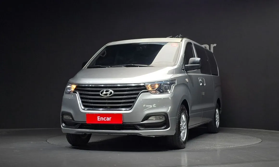 Hyundai Starex — фото 2