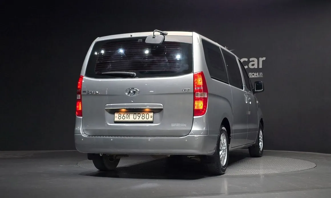 Hyundai Starex — фото 4