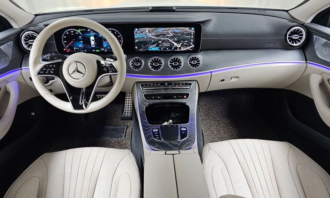 Mercedes-Benz CLS-Class — фото 8