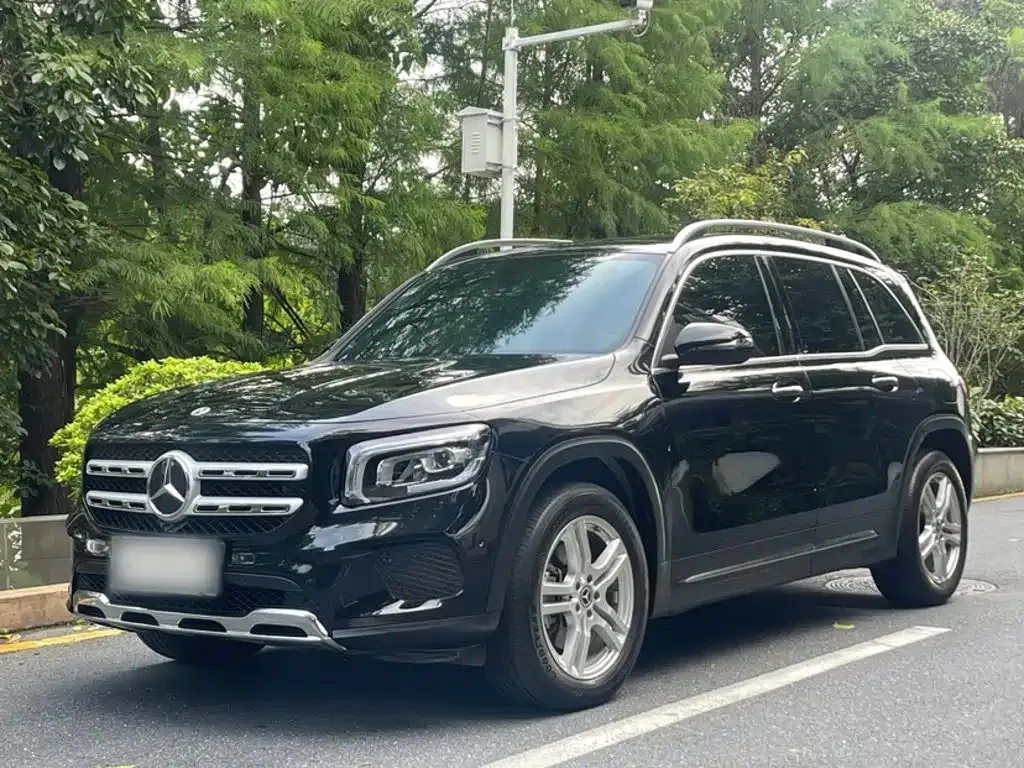 Mercedes-Benz GLB — фото 4