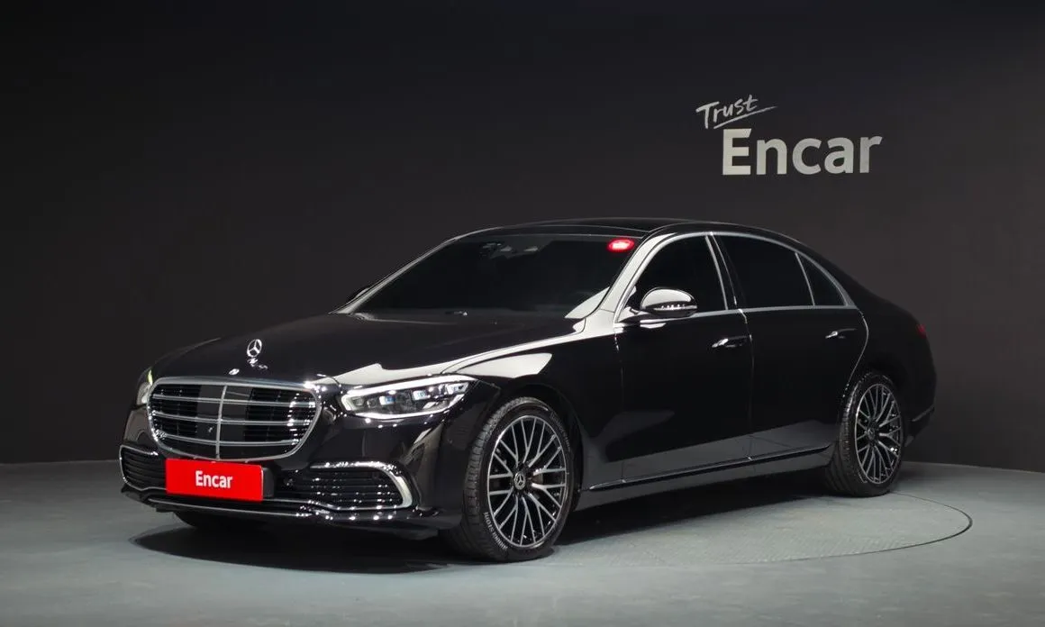 Mercedes-Benz S-Class — фото 1