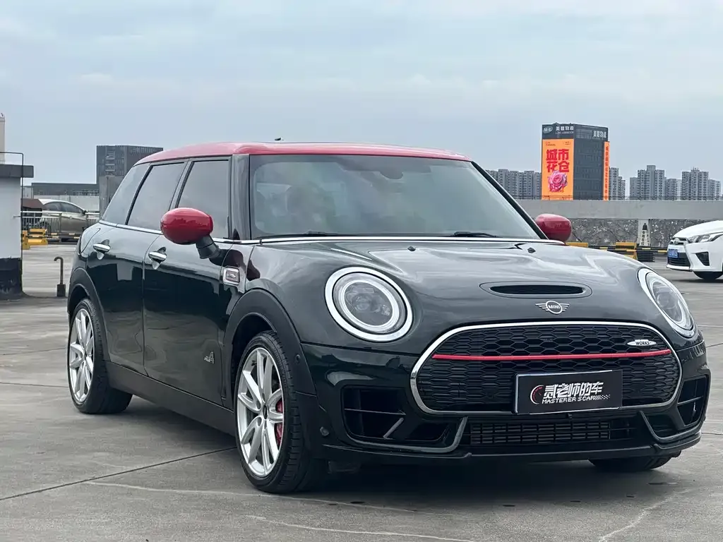 MINI Clubman JCW — фото 3