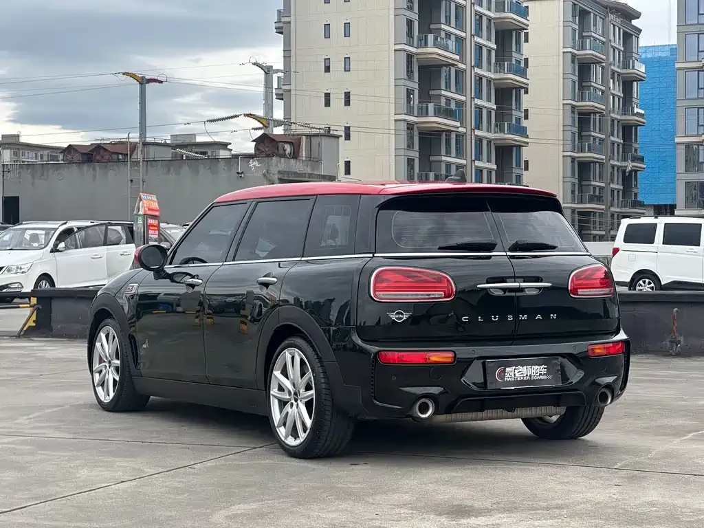 MINI Clubman JCW — фото 8