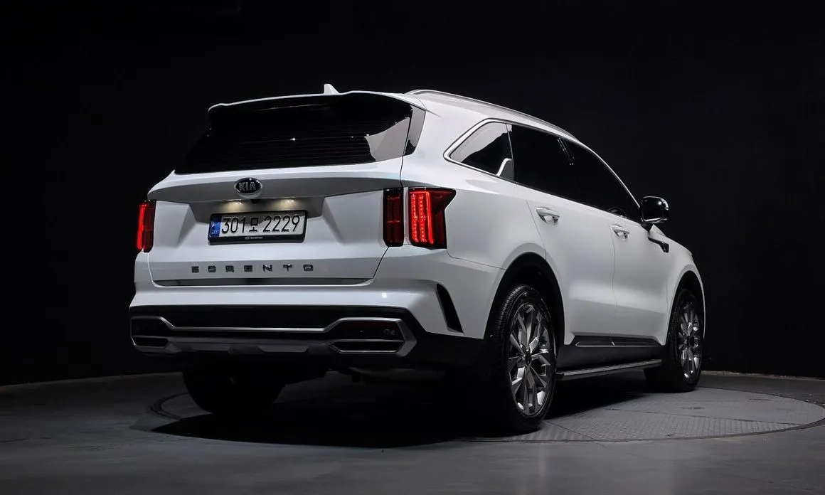 Kia Sorento — фото 3