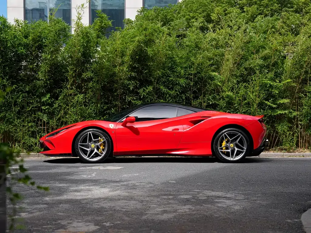 Ferrari F8 — фото 4