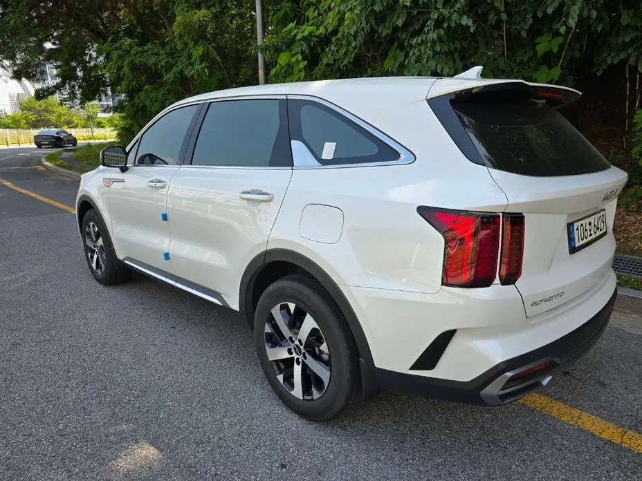 Kia Sorento — фото 4