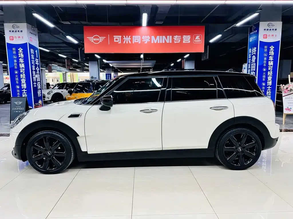 MINI Clubman — фото 4