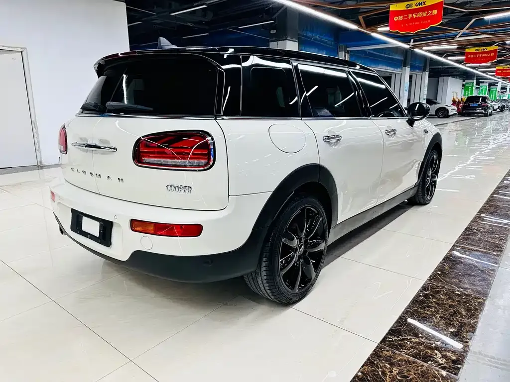 MINI Clubman — фото 7