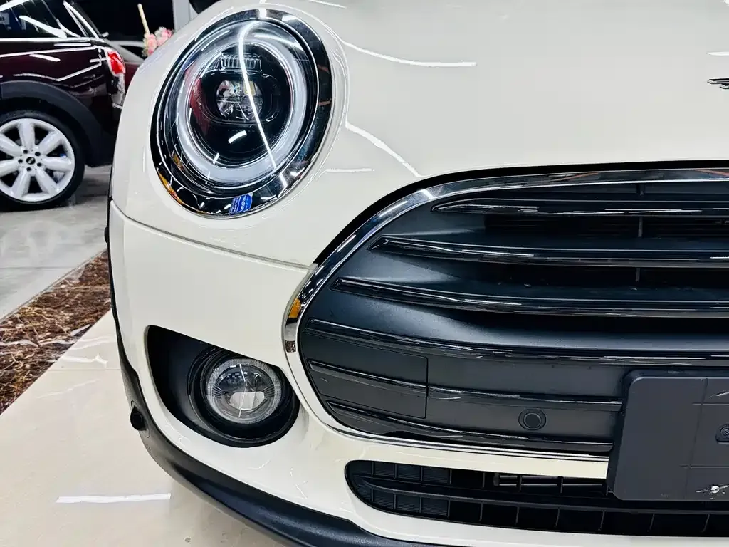 MINI Clubman — фото 9