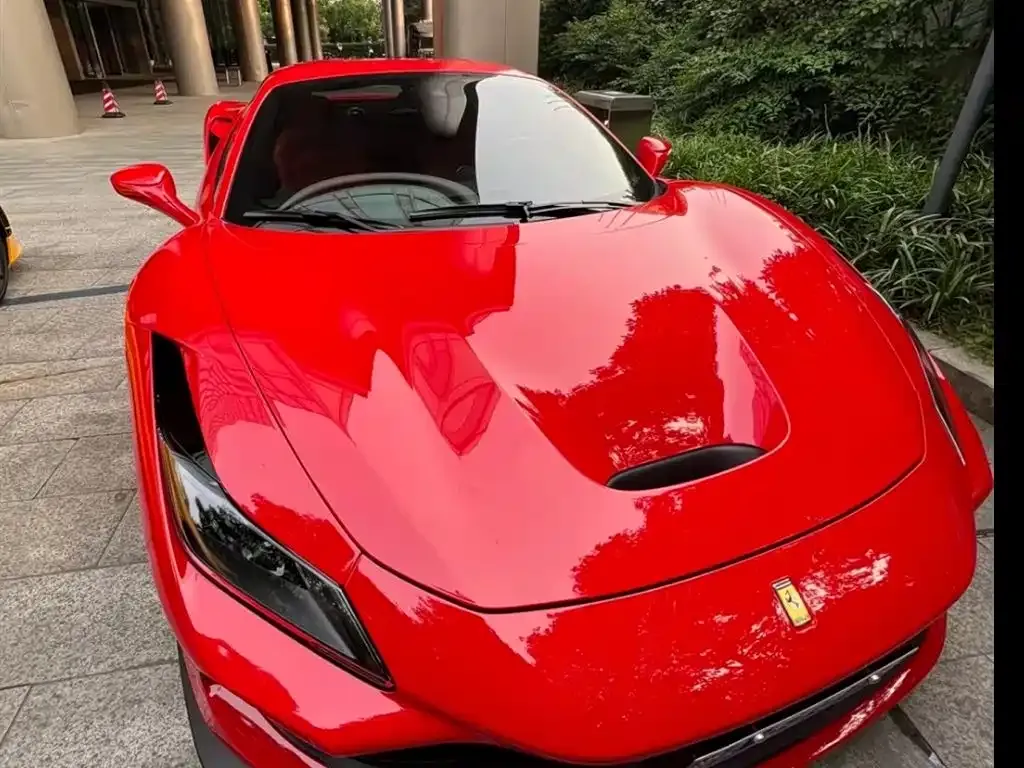 Ferrari F8 — фото 6