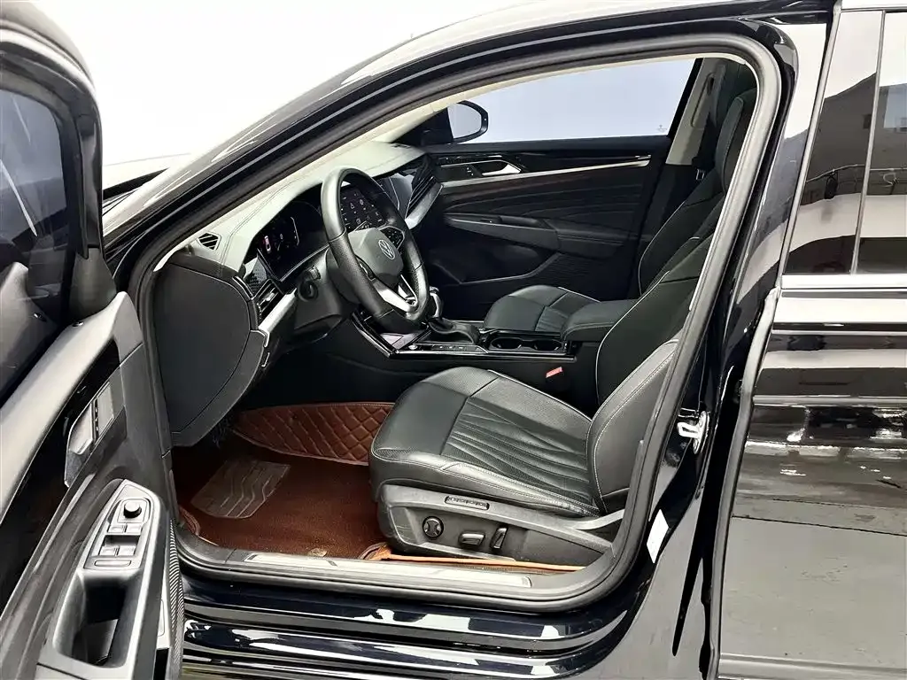 Volkswagen Passat — фото 9