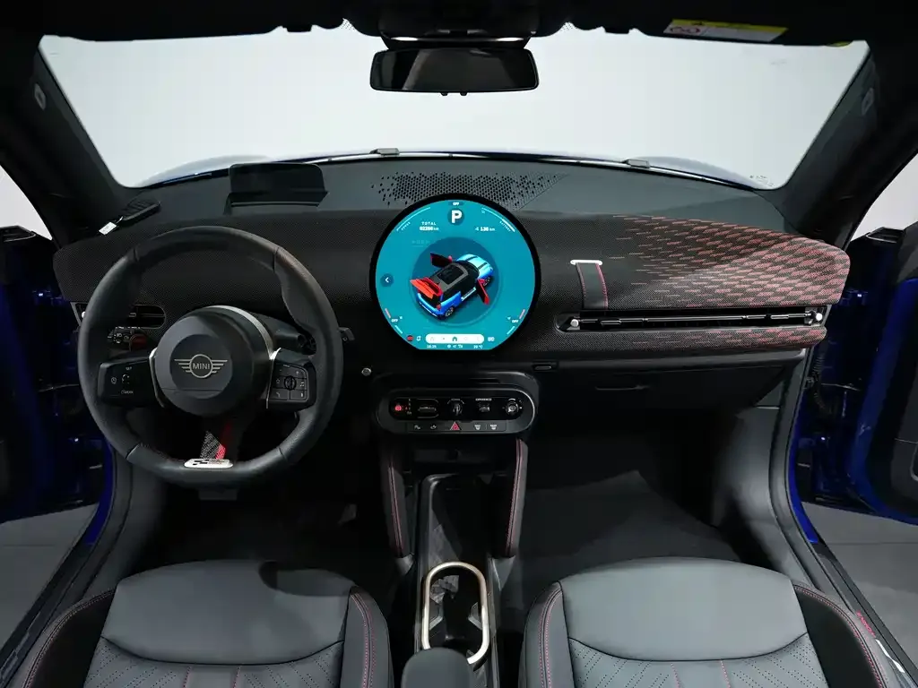 MINI JCW Electric — фото 10