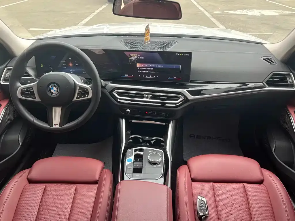 BMW i3 — фото 7