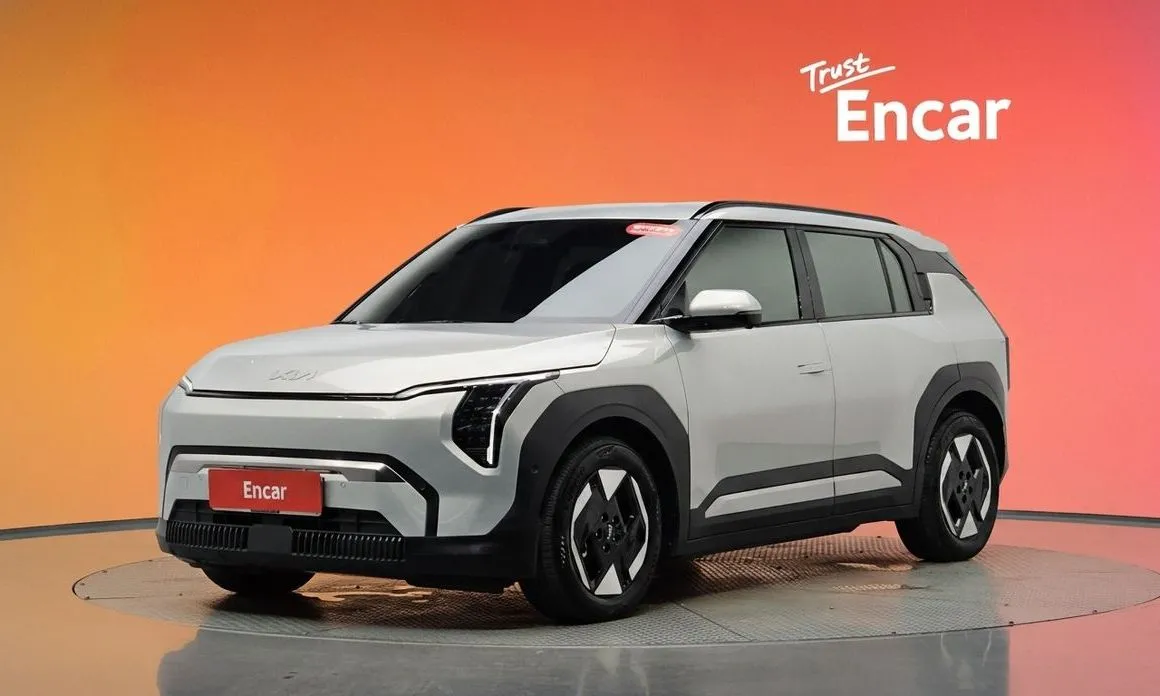 Kia EV3 — фото 1