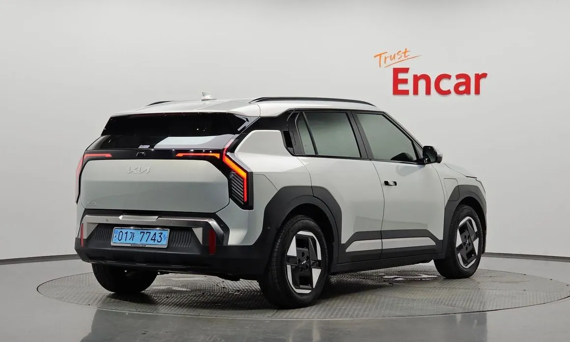 Kia EV3 — фото 8
