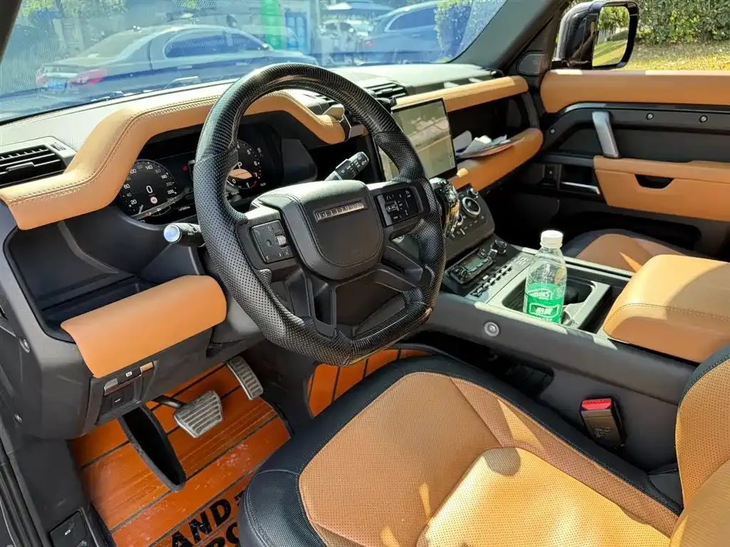 Land Rover Defender — фото 8