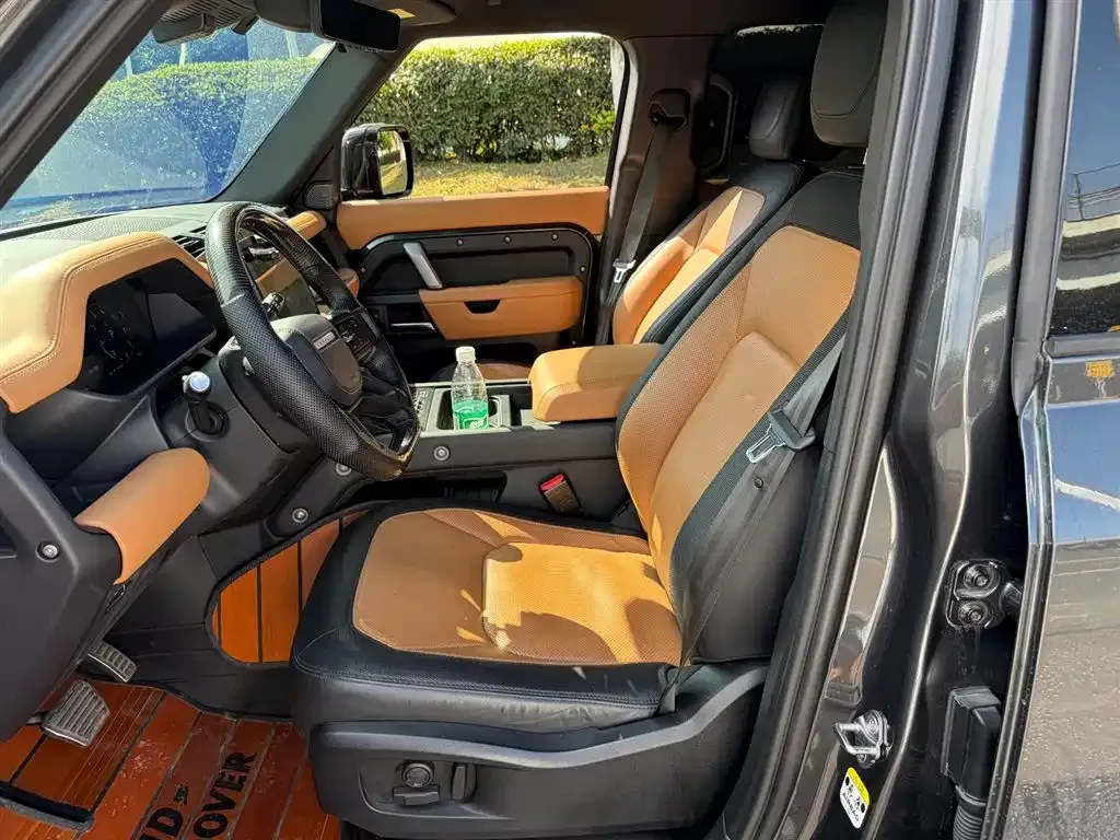 Land Rover Defender — фото 2