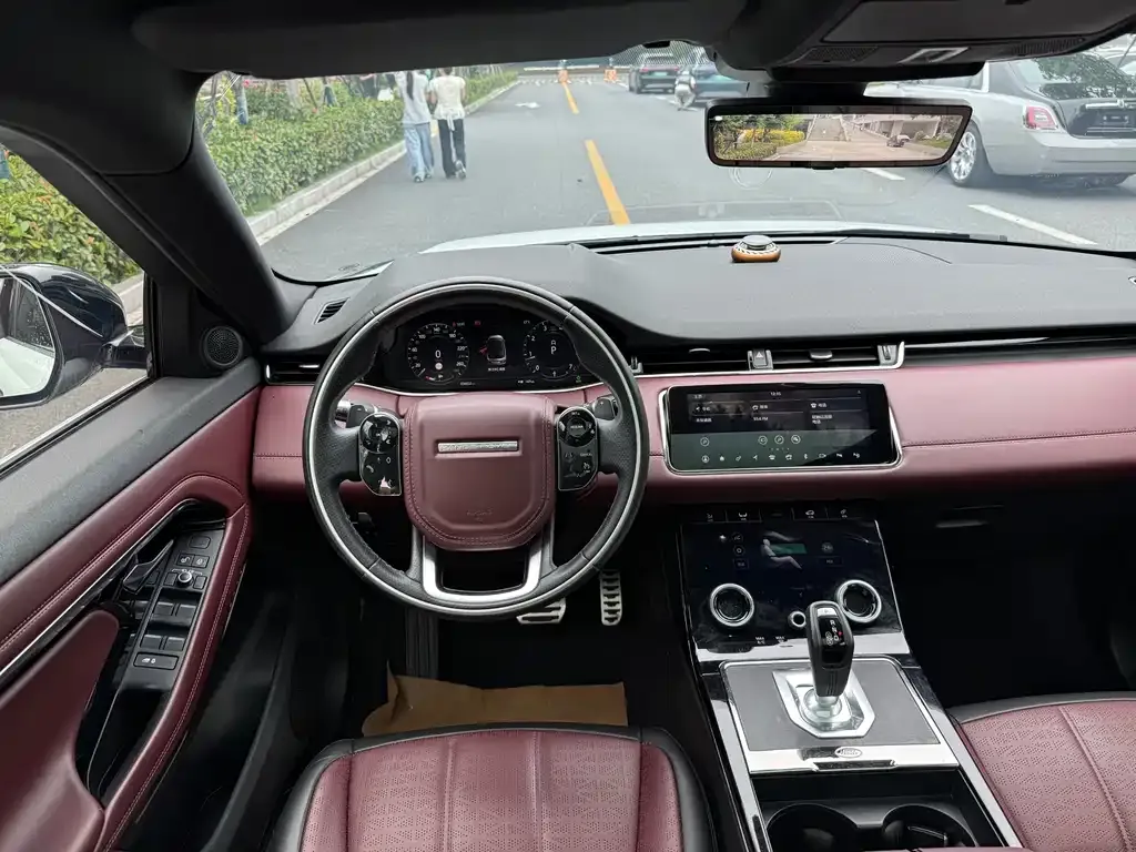 Land Rover Evoque — фото 4