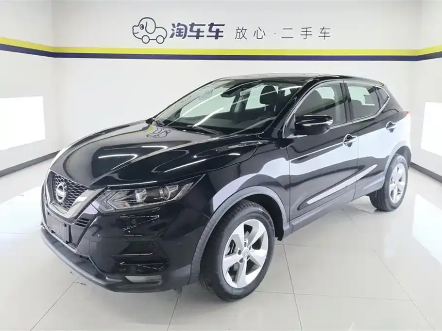 Nissan Qashqai — фото 1