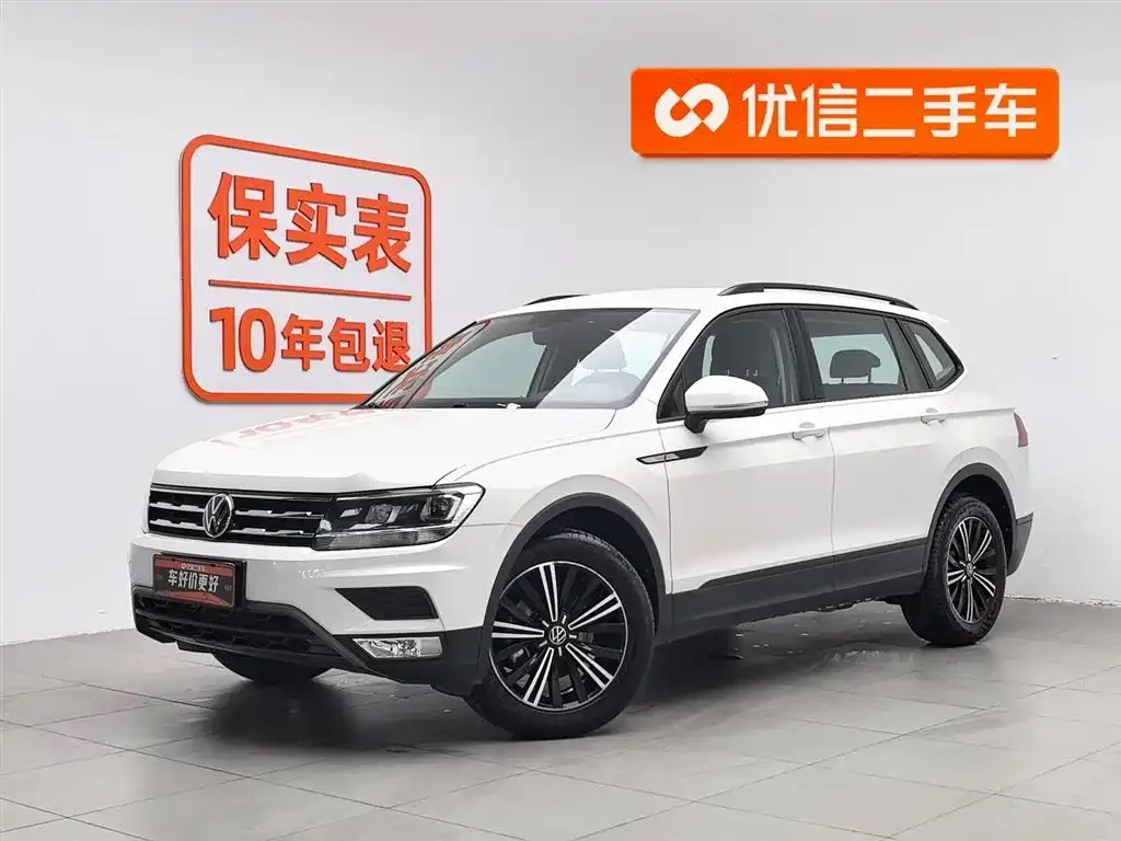 Volkswagen Tiguan L — фото 1