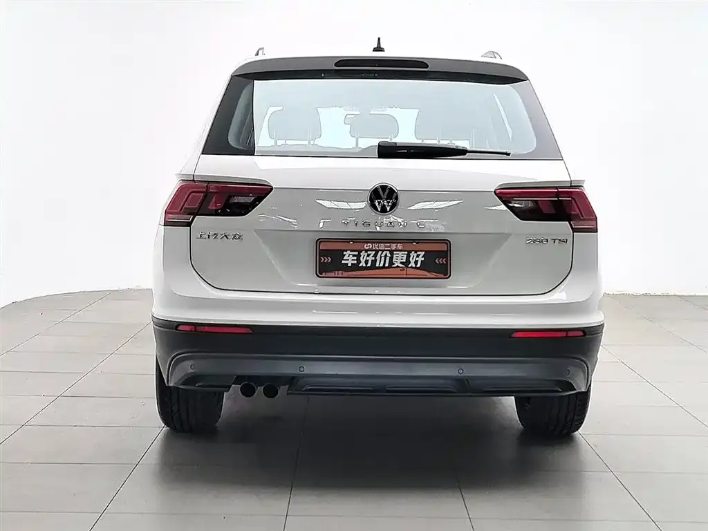 Volkswagen Tiguan L — фото 7