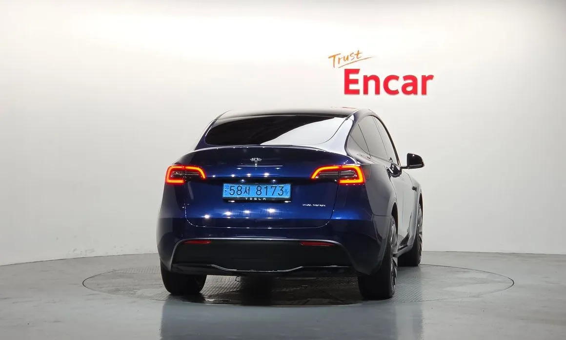 Tesla Model Y — фото 7