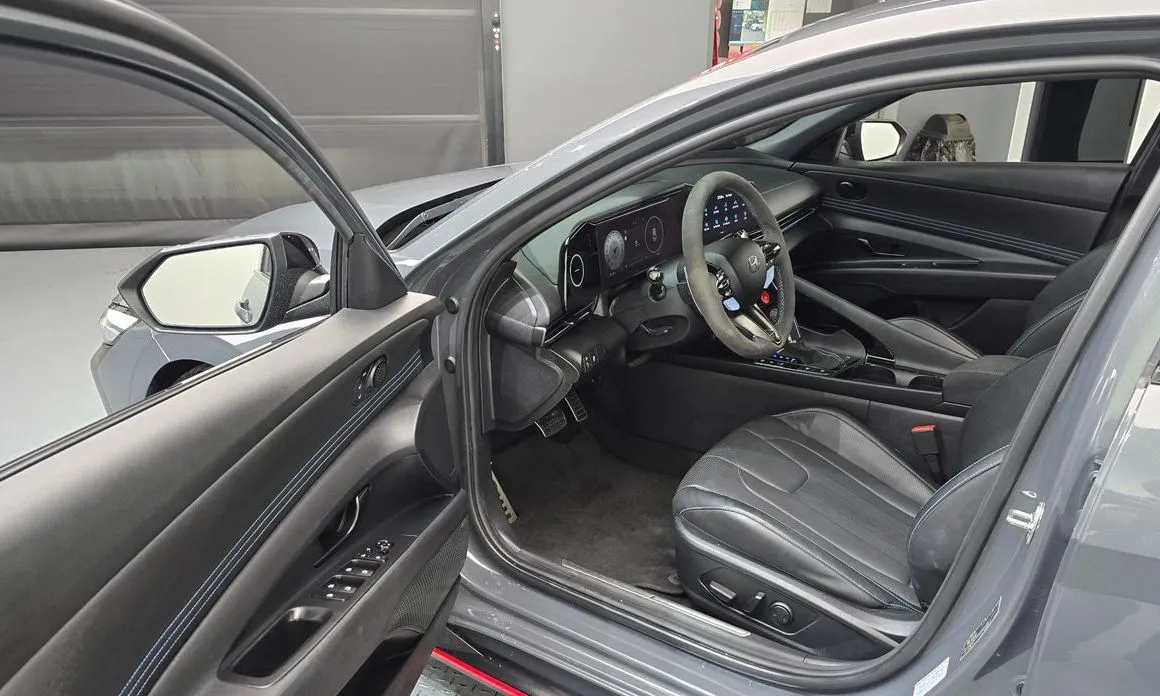 Hyundai AVANTE — фото 8