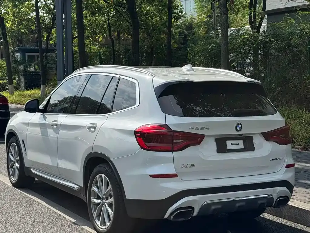 BMW X3 — фото 4
