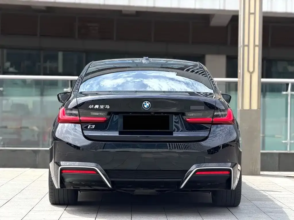BMW i3 — фото 8