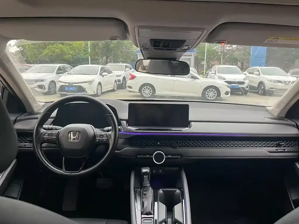 Honda Accord — фото 3