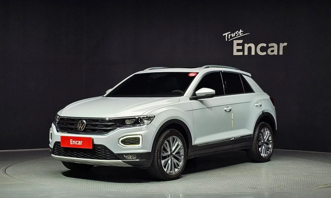 Volkswagen T-Roc — фото 1