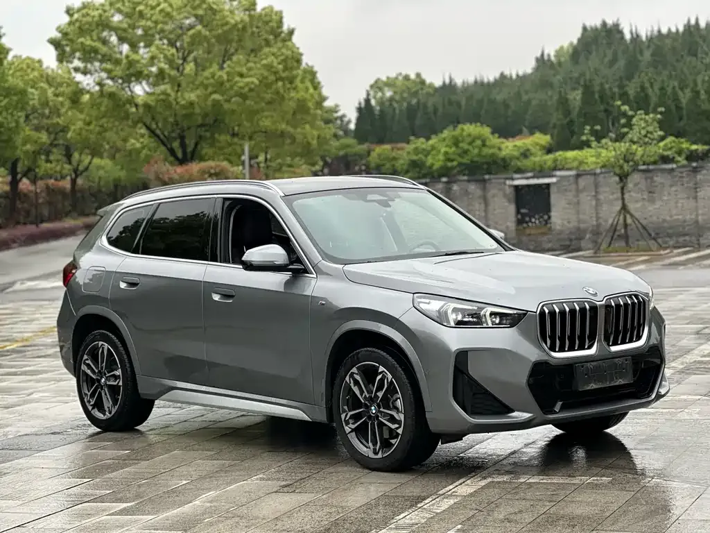 BMW X1 — фото 7