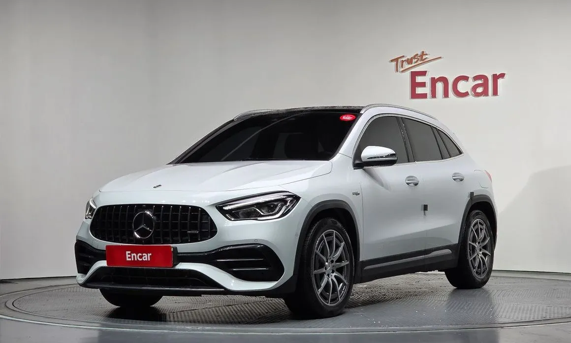 Mercedes-Benz GLA-Class — фото 1