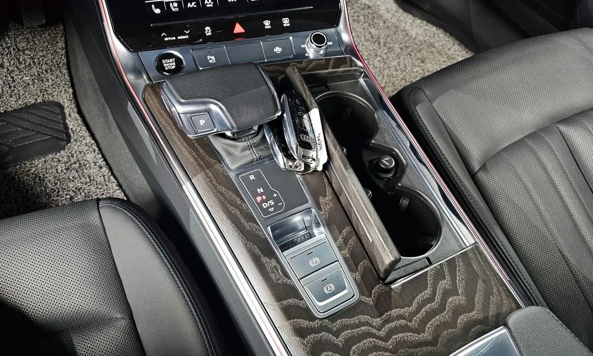 Audi A6 — фото 10