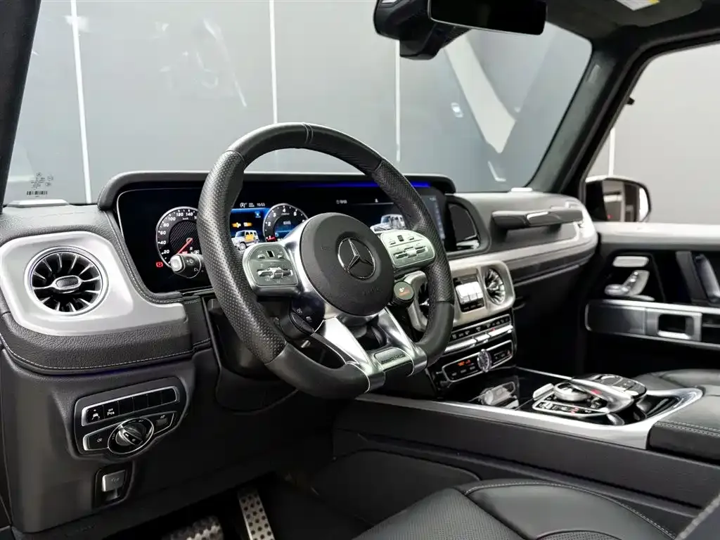 Mercedes-Benz G-Class AMG — фото 7