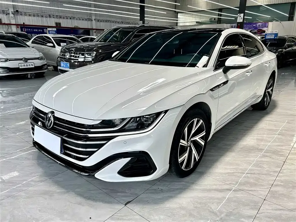 Volkswagen CC — фото 1