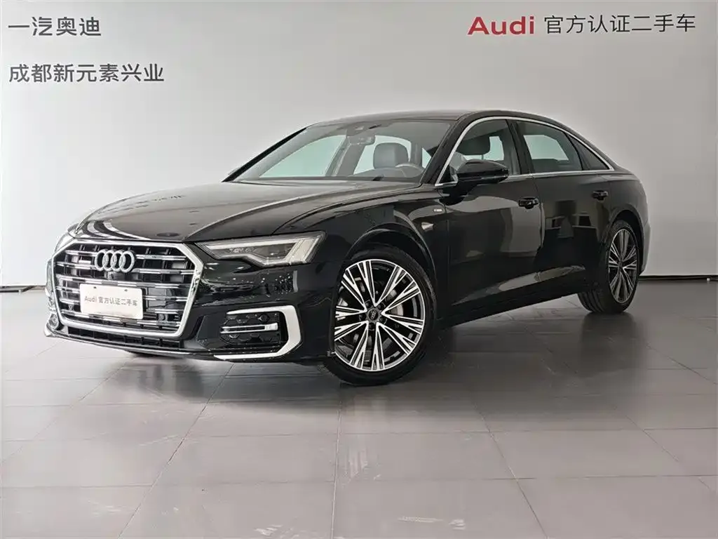 Audi A6L — фото 1