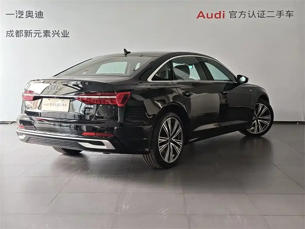 Audi A6L — фото 9