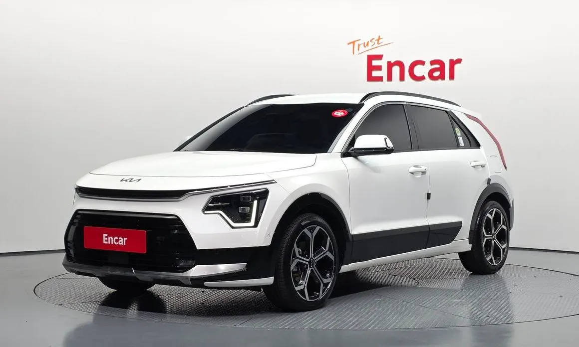 Kia Niro — фото 1