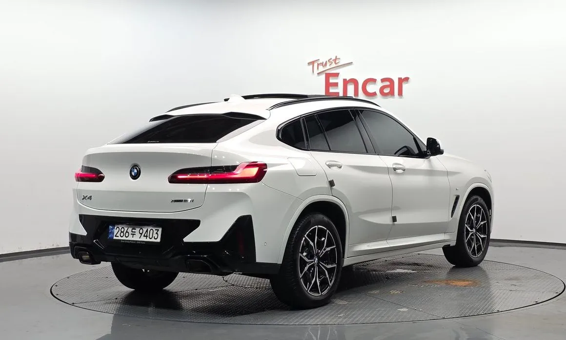 BMW X4 — фото 4