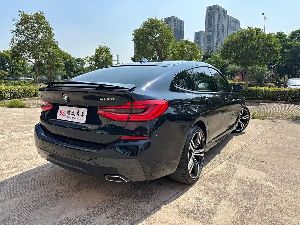 BMW 6 Series GT — фото 9