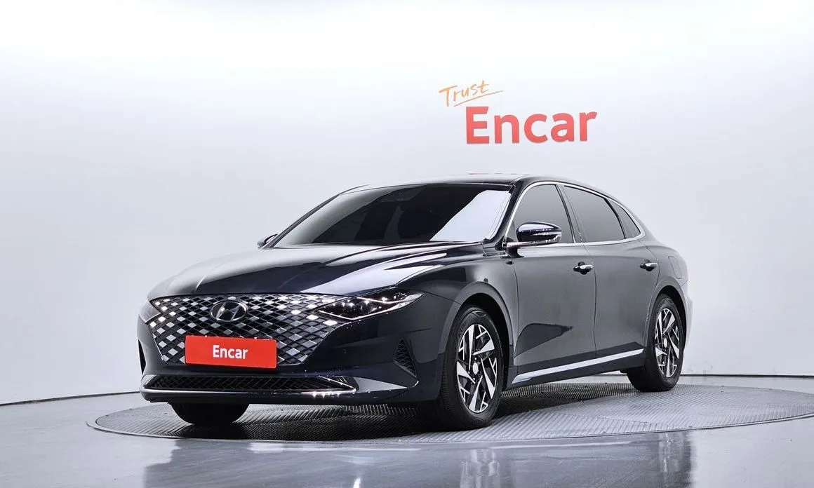 Hyundai Grandeur — фото 1