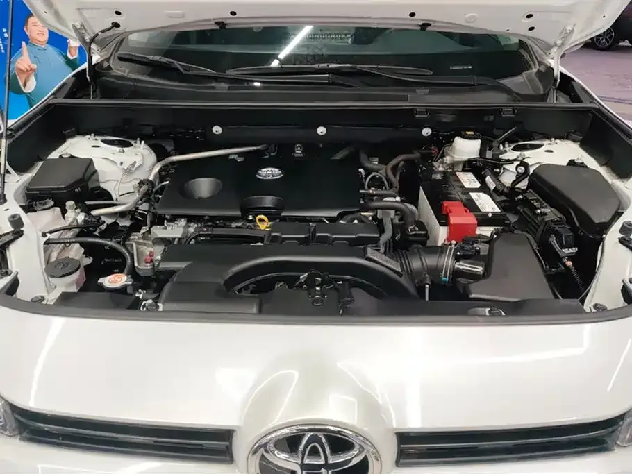 Toyota Wildlander — фото 10